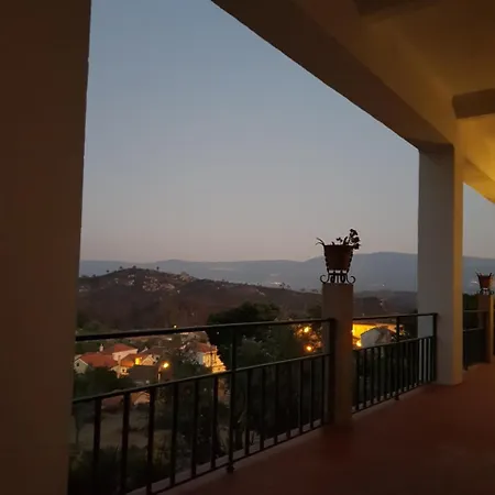 Hotel Rural Mira Serra 3*